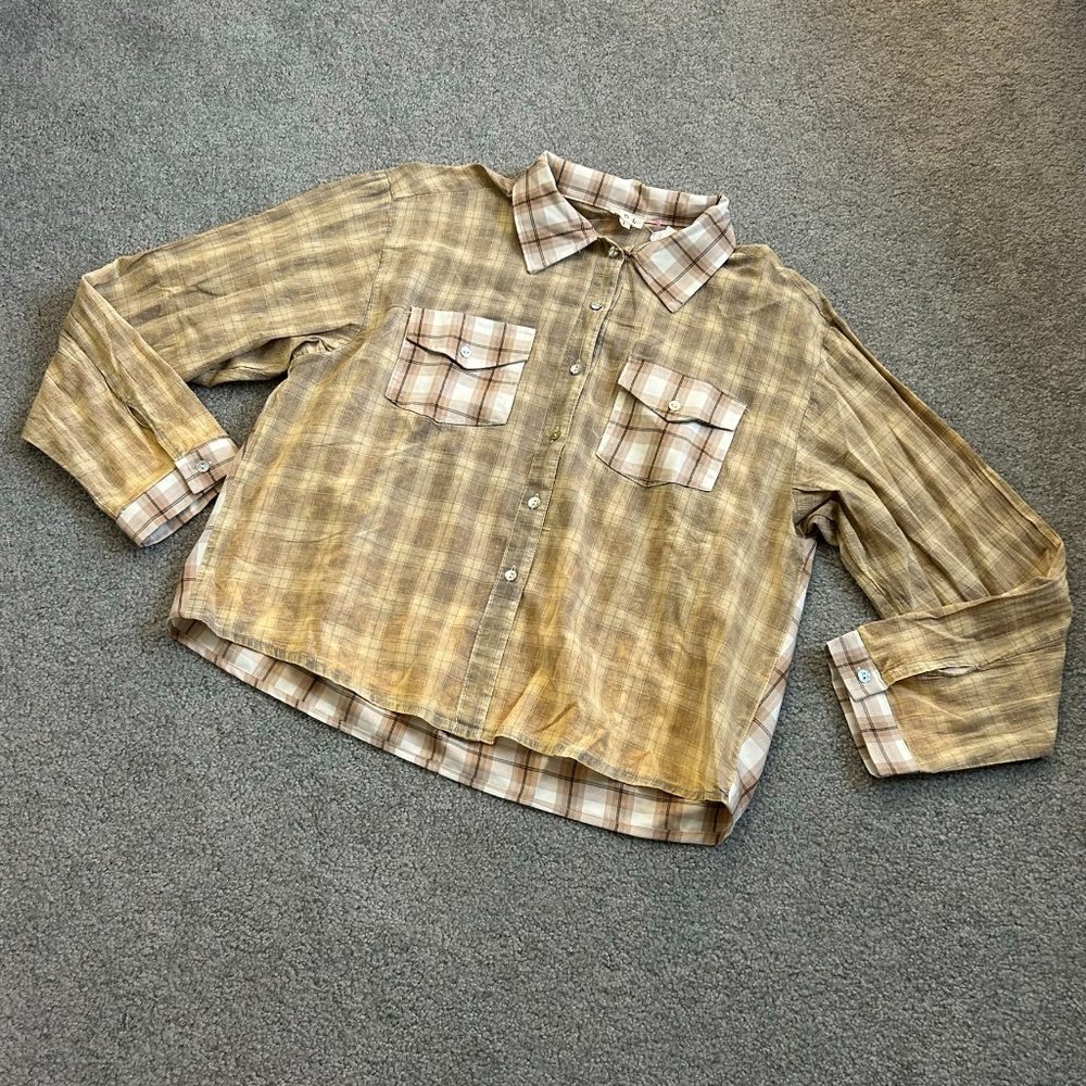 POL Brand Beige Plaid Long Sleeve Shirt Summer NWT SMALL  - E1256
